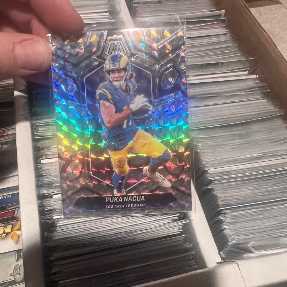 💥About 1300 cards! 💥 Trading Card Collection Box
